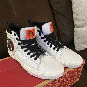Vans NASA SK8-HI 46 MTE “Space Voyager”